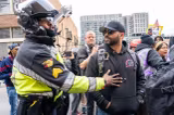 Șeful rebelilor care au luat cu asalt Capitoliul cere zeci de milioane din fondul lui Trump spunând că a fost persecutat politic