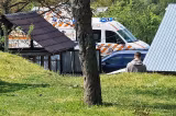 Tragedie în Vrancea: o adolescentă de 14 ani a murit după o tentativă de suicid prin spânzurare. Medicii au resuscitat-o minute în șir, fără succes