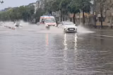Inundații pe Litotal, după averizarea cod portocaliu. Străzi blocate de apă la Constanța - VIDEO 
