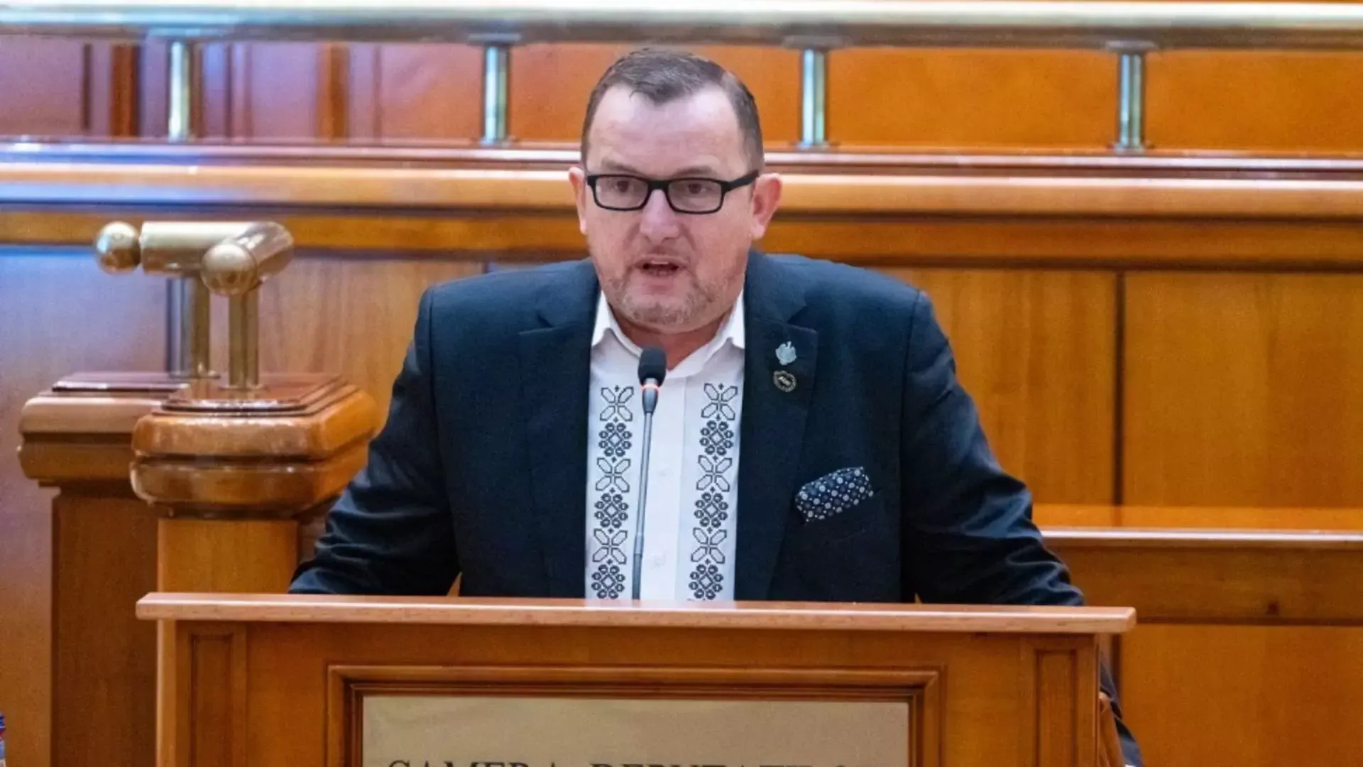 Critici după boicotarea firmei care nu l-a primit pe Călin Georgescu