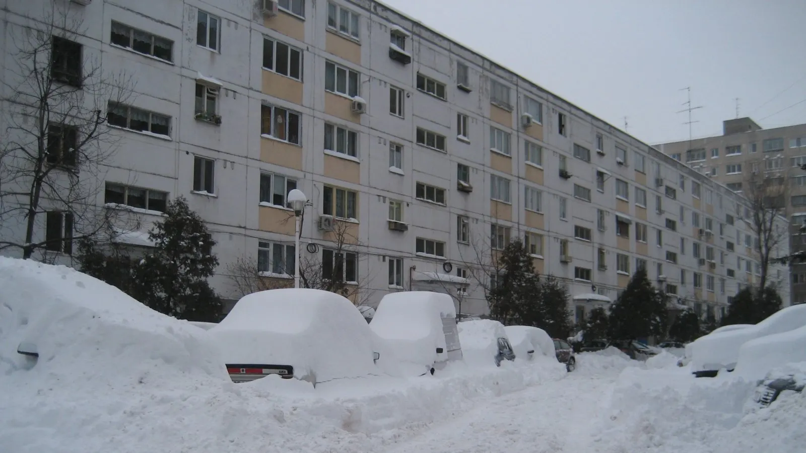 AVERTISMENT ŞOCANT. Ce riscă cei care nu îşi încălzesc apartamentele
