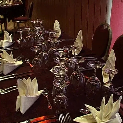 Revelionul la un restaurant de lux a costat mai mult decât salariu minim 