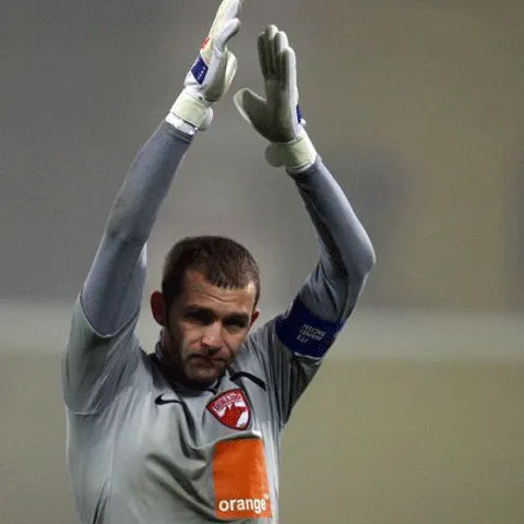 Lobonţ: "Rămân la Dinamo până în 2011"