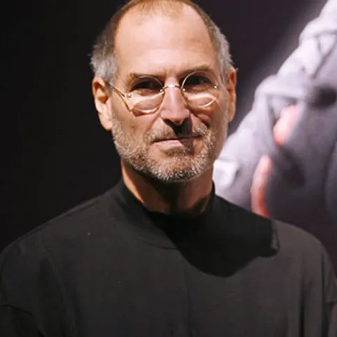 Steve Jobs anunţă că este bolnav, dar va rămâne şeful grupului Apple