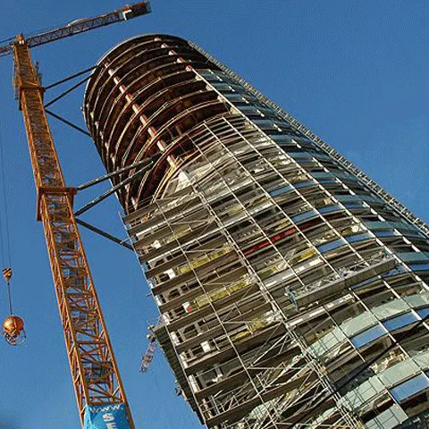 Investiţiile imobiliare se mută din case spre birouri