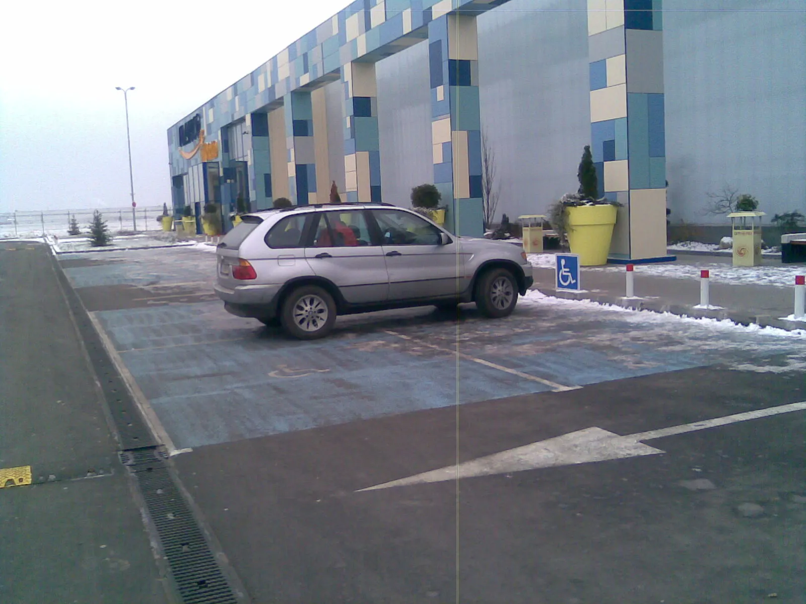 Parcare pe 4 locuri