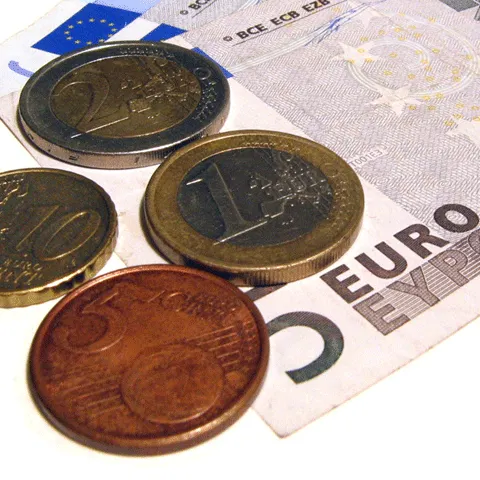 BNR a stabilit un curs oficial de 4,21 lei pentru un euro