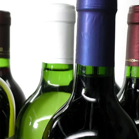 Contrabandă cu alcool, într-o ambulanţă falsă, în Bihor