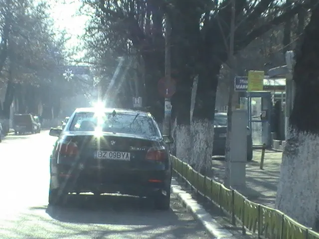 Parcarea...