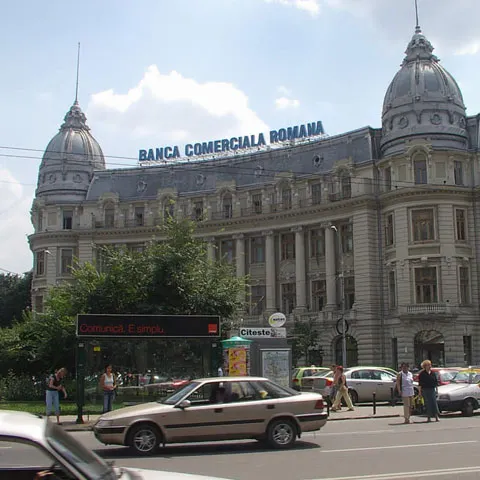 Conducerea BCR a făcut o nouă ofertă sindicaliştilor, iar aceştia au revocat hotărărea de a porni greva
