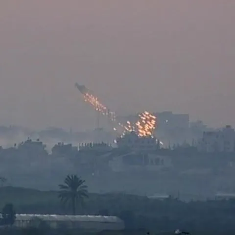 Confruntări la periferia oraşului Gaza, Israelul continuă să facă presiuni 