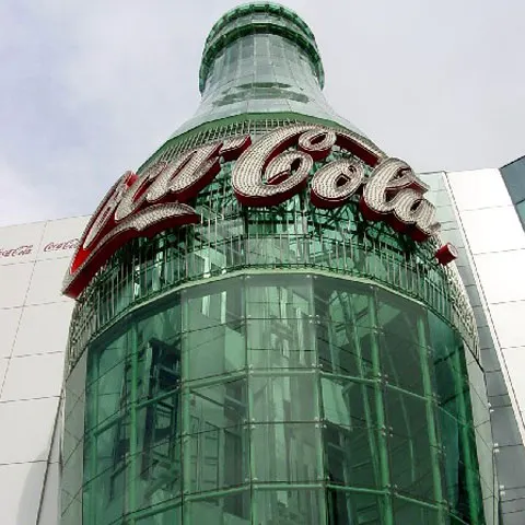 Coca-Cola a renunţat la 16 dintre cele 20 de agenţii de publicitate cu care colabora