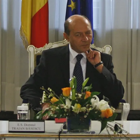 Băsescu a înfiinţat o comisie de analiză a politicilor sociale şi demografice 