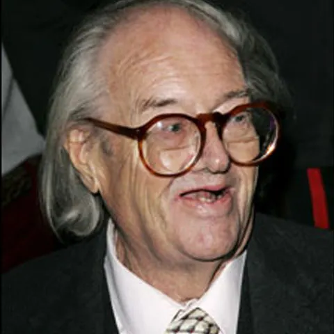 Dramaturgul şi scenaristul John Mortimer a murit la vârsta de 85 de ani