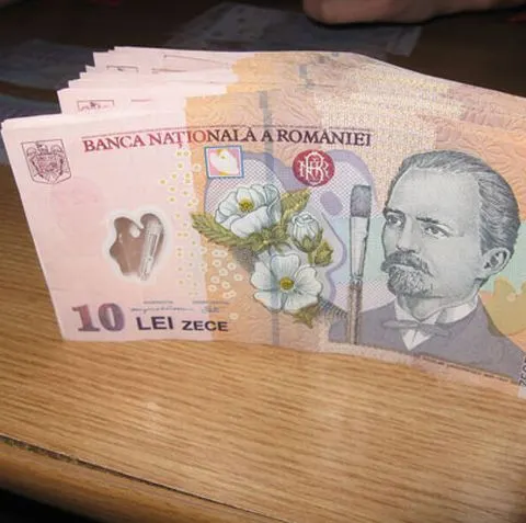 BNR a anunţat un curs euro de 4,3098 de lei