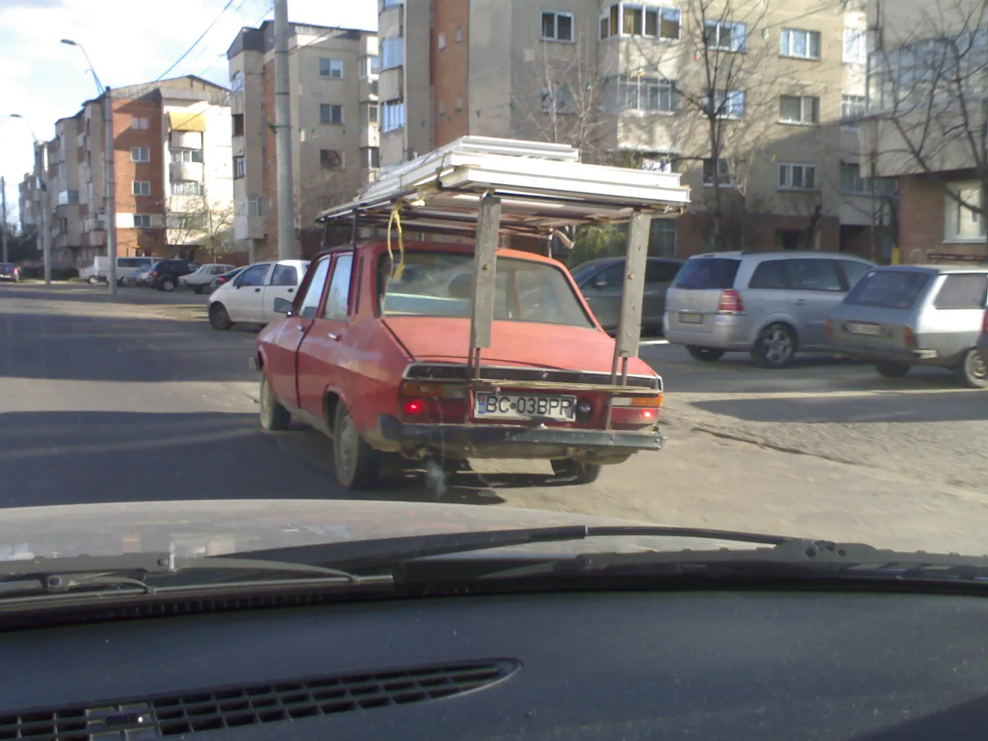 Românul, descurcăreţ în orice situaţie