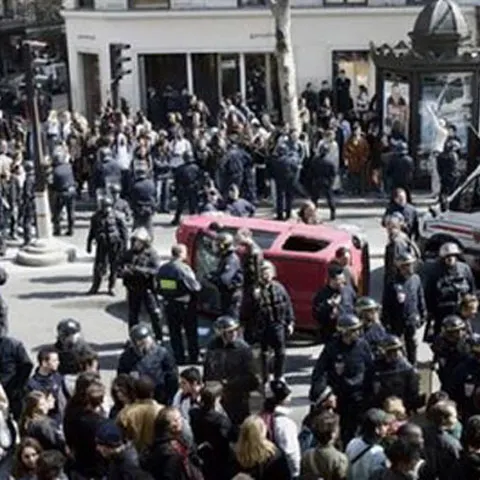 Grevă de amploare, astăzi, în Franţa. Salariaţii au protestat de teamă că şi-ar putea pierde locurile de muncă 