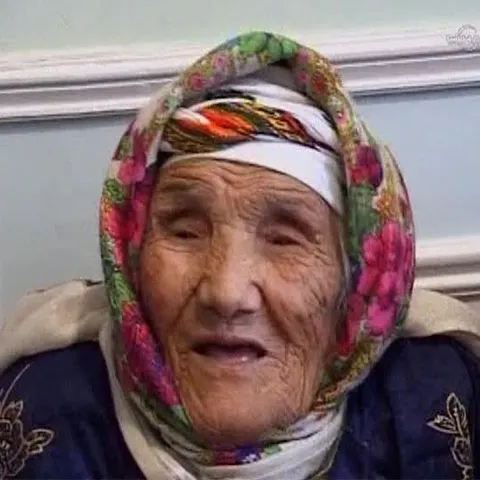 Cea mai bătrână femeie din lume are 128 de ani şi trăieşte în Uzbekistan