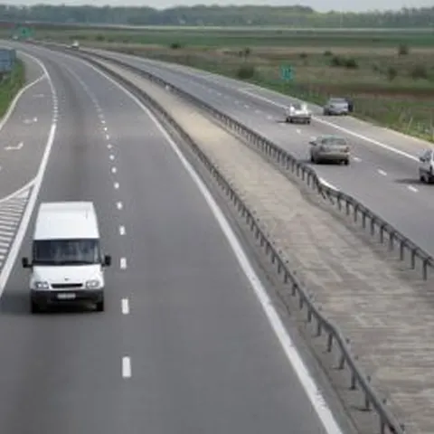 Autostrada Comarnic-Braşov, amânată a treia oară