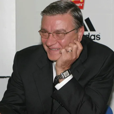 Mircea Sandu îşi doreşte să aducă Brazilia sau Argentina la meciul de inaugurare al noului stadion 
