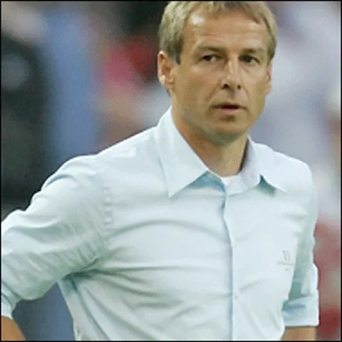 Oficialii lui Bayern sunt "dezamăgiţi şi furioşi" după eşecul cu Hamburg, scor 0-1