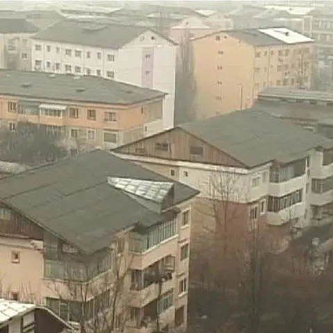 Sănătatea locuitorilor din Focşani este ameninţată de praful de azbest 