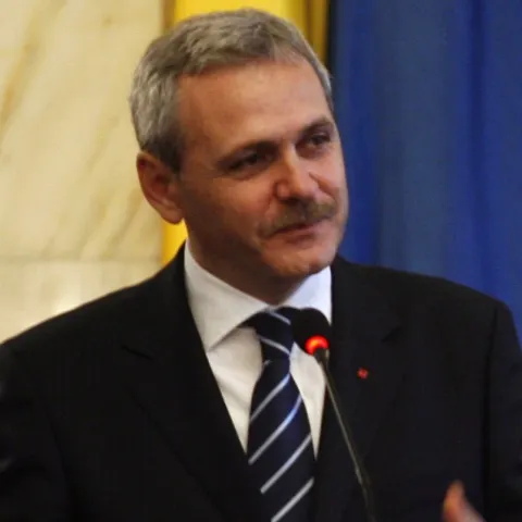 REVISTA PRESEI: "Doi şi-un sfert" l-a dovedit şi pe Dragnea