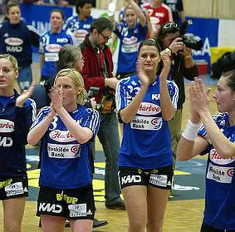 Handbal - Un om de afaceri care a preferat să rămână anonim a salvat echipa daneză Slagelse de la faliment!