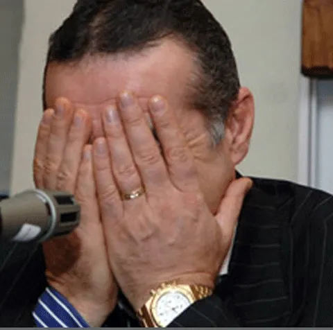 Gigi Becali l-a anunţat telefonic pe patronul Universităţii Craiova că a aranjat treburile cu U Cluj