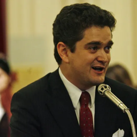 Ministrul Culturii va ataca în justiţie o decizie ilegală dată de un subordonat