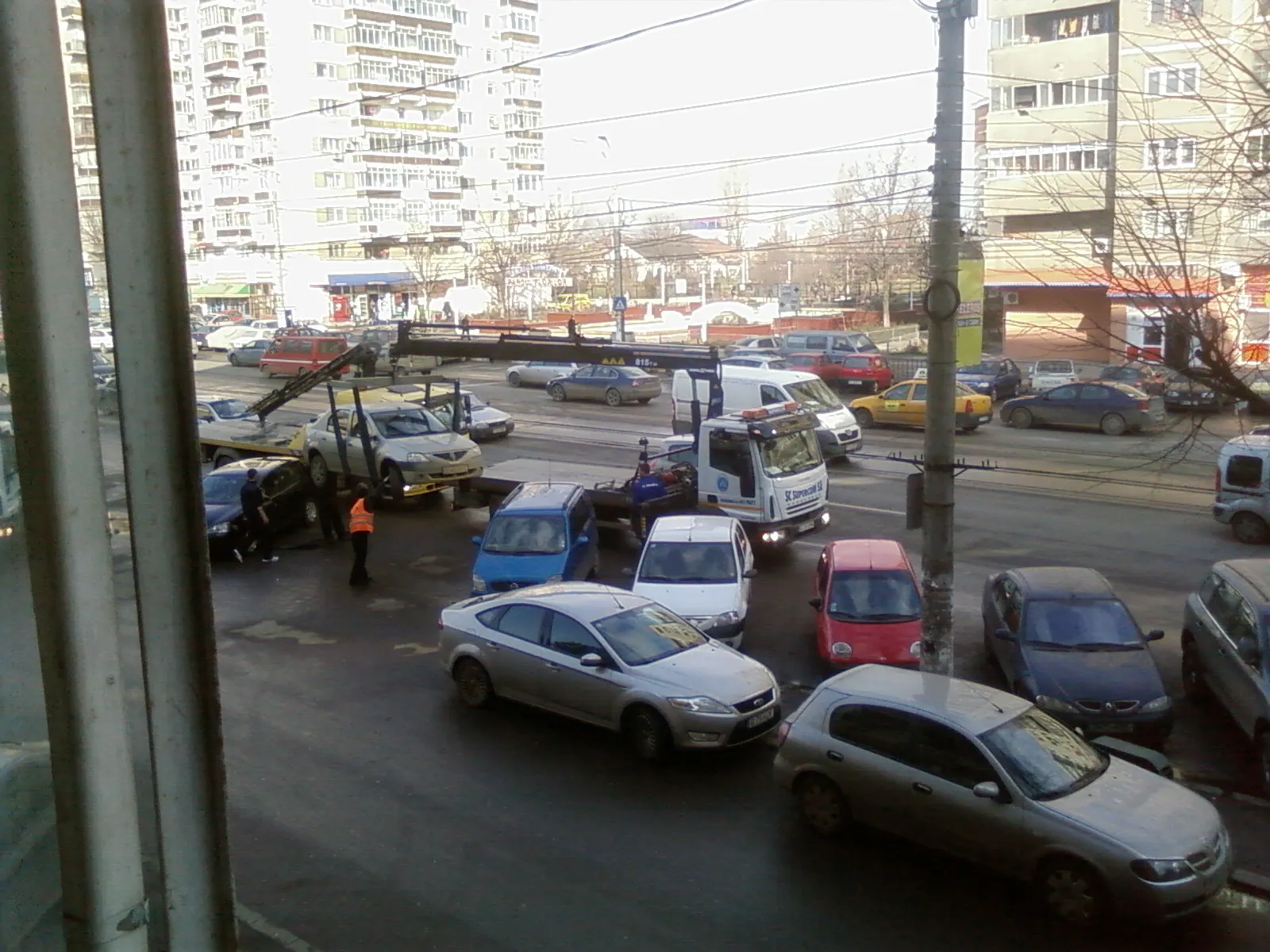 Maşini ridicate în sectorul 2 din Bucureşti