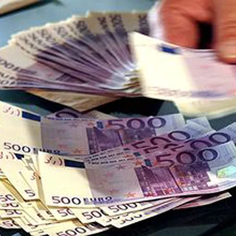 Importatorii şi exportatorii români vor avea mari probleme în 2009