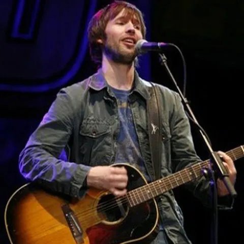 Concertul James Blunt va avea loc la Sala Polivalentă în locul Romaero Băneasa