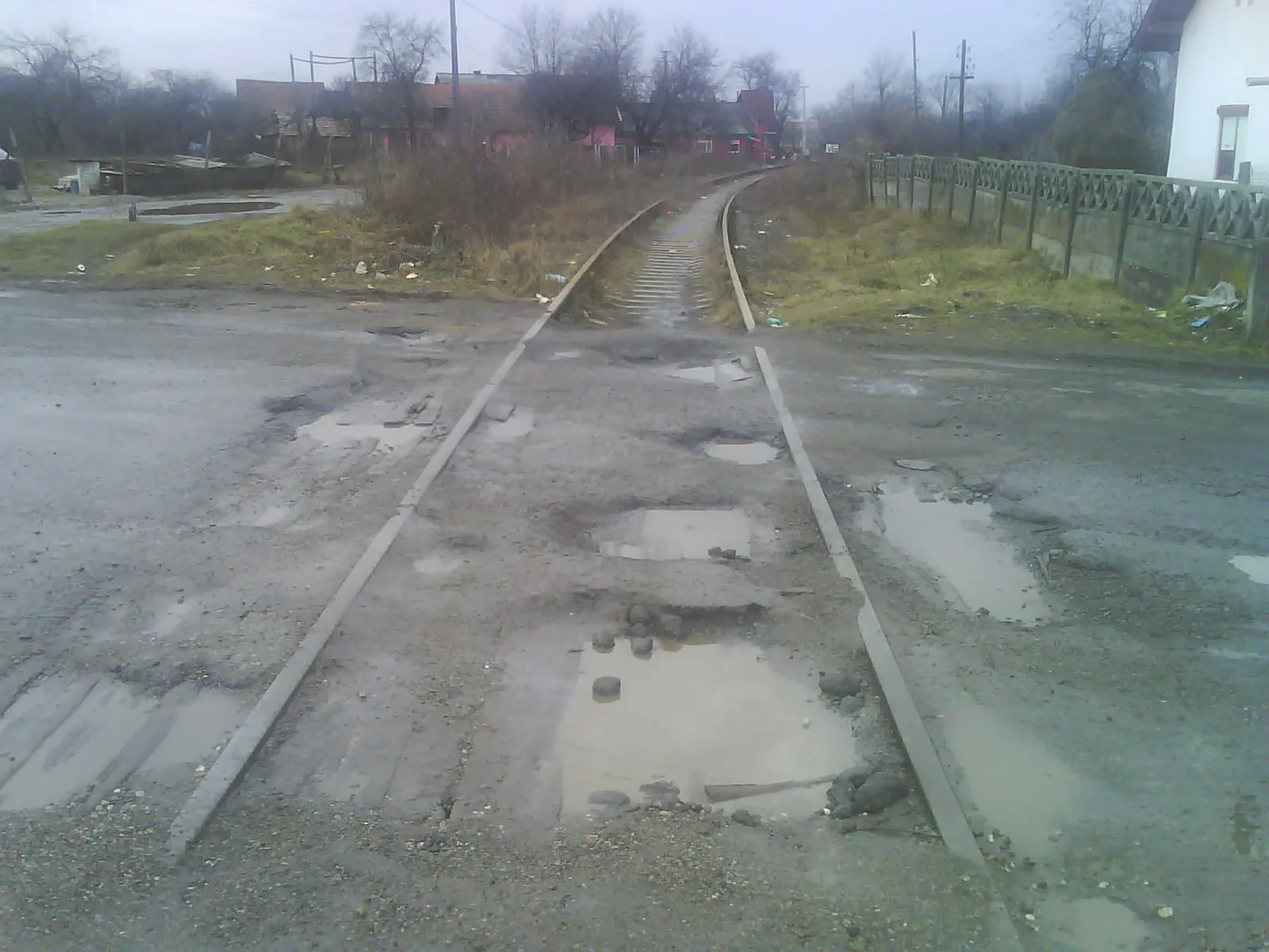 Drumul din localitatea Câmpulung la Tisa din judeţu lMaramureş
