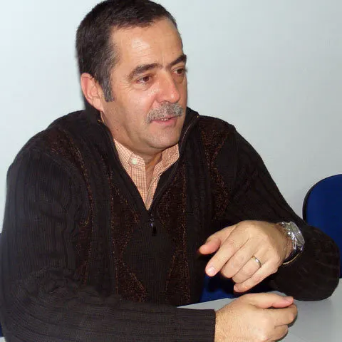 Parlamentul a validat noii şefi ai comisiilor pentru controlul SRI şi SIE