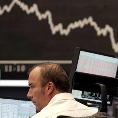 Criza economică este privită de români la scară naţională
