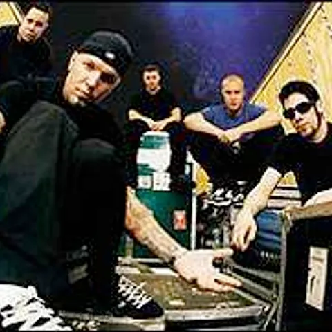Trupa Limp Bizkit se reuneşte - VEZI VIDEO