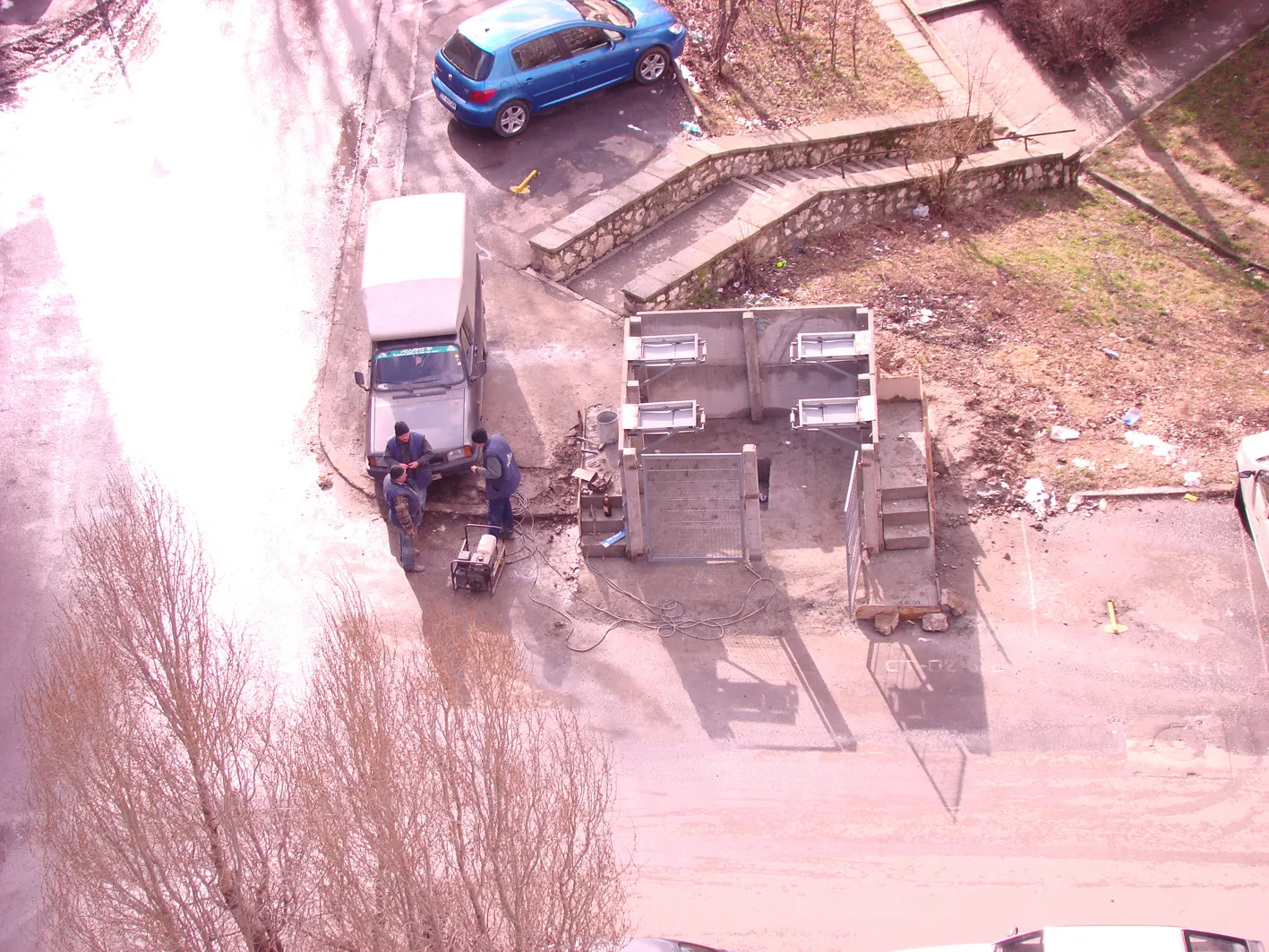 Constanţa, ghenă de gunoi amplasată în parcare