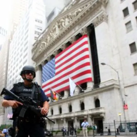 Criza economică este mai periculoasă decât al-Qaida