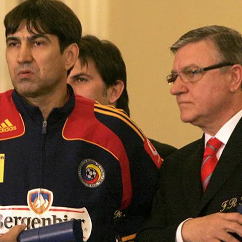 Mircea Sandu despre detractorii lui Piţurcă: "Cam nesimţiţi"