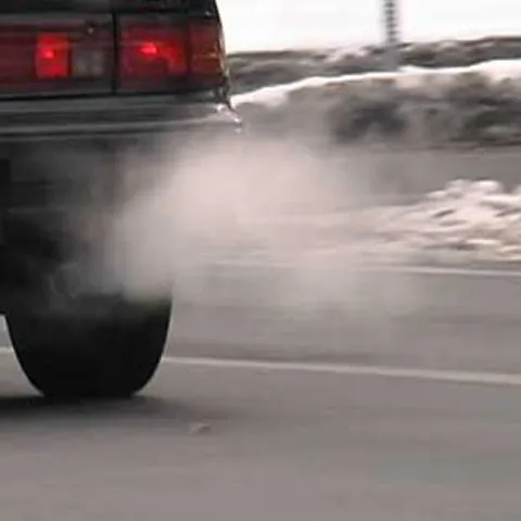 Taxa auto ar putea fi redusă cu 33% în următoarea şedinţă de Guvern