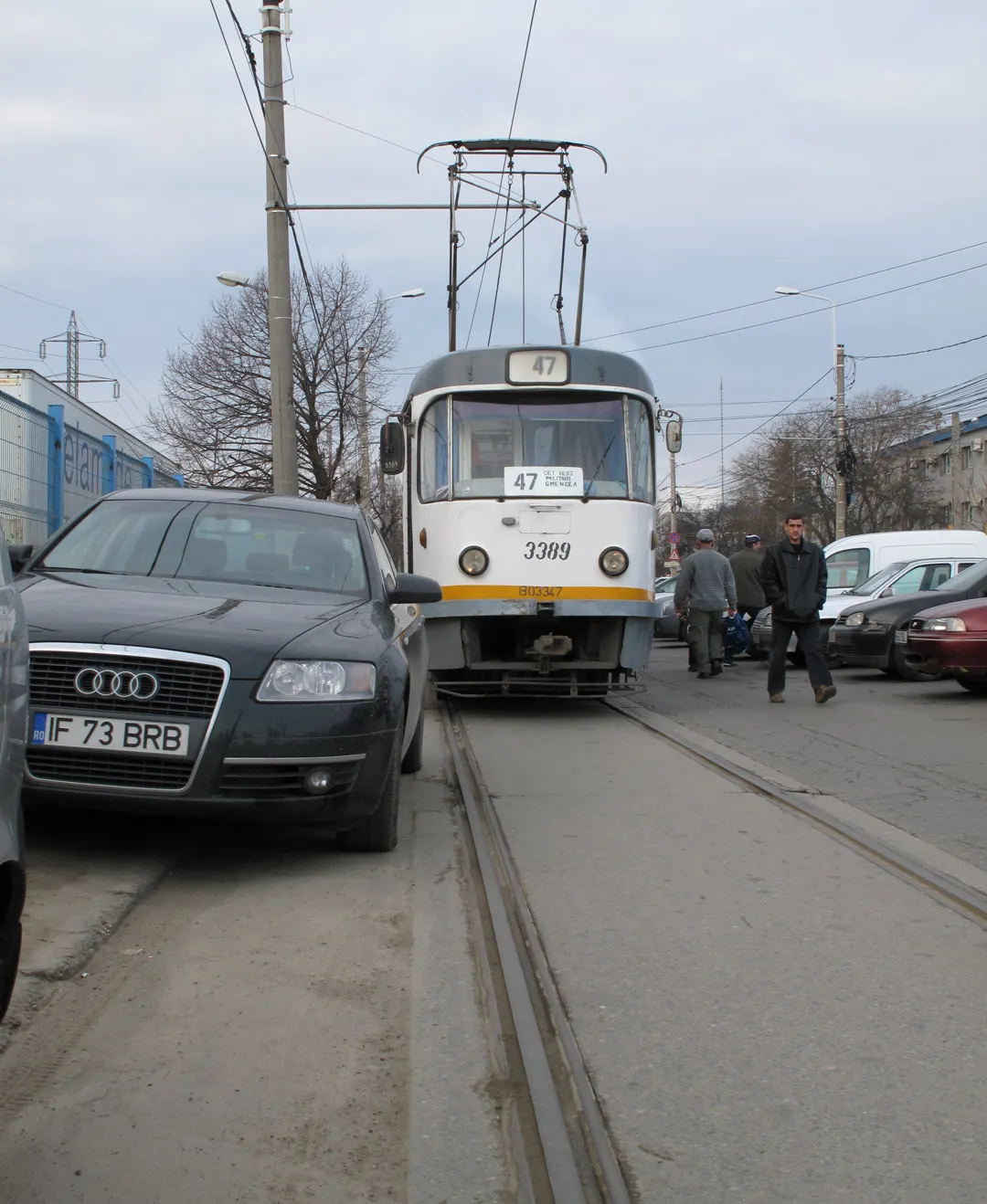 Tramvai blocat pe bulevardul Timişoara, Bucureşti