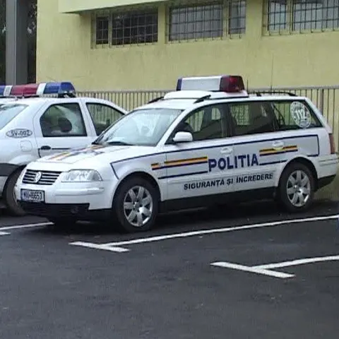 Poliţiştii comunitari din Oradea, obligaţi să urmeze cursuri de limba maghiară