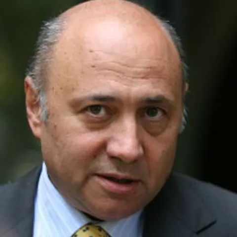 România vrea sistem de sănătate \"american\": plăteşti ca să fii tratat
