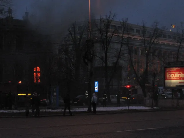 Incendiu lângă Guvern
