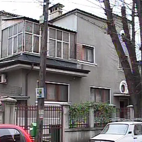 Mulţi dintre foştii demnitari nu vor să plece din casele de protocol