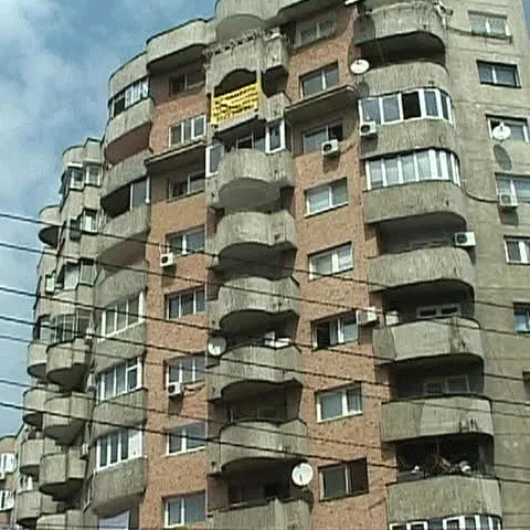 Statul ar putea plăti 50 % din costul lucrărilor de reabilitare termică a blocurilor 