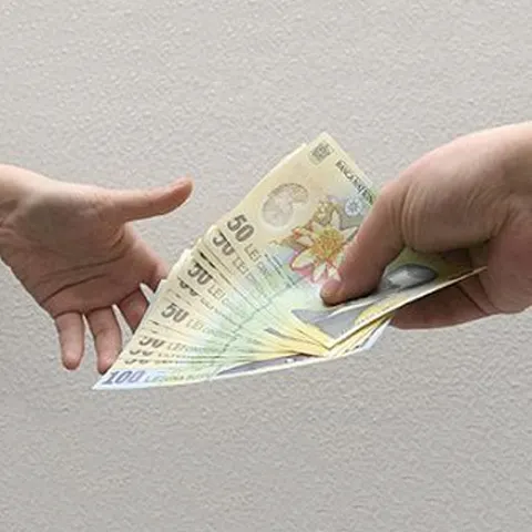 Salariul minim pe economie nu asigură un trai decent pentru români