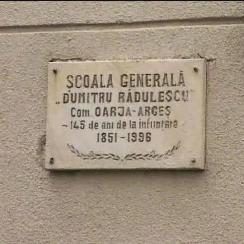 Învăţătoarea din Argeş acuzată că vine beată la şcoală, sancţionată cu 15% din salariu, pe şase luni