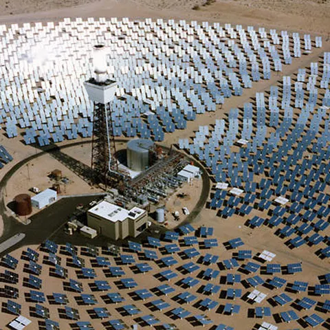 Cea mai mare staţie de energie solară din Asia va fi constuită la Beijing